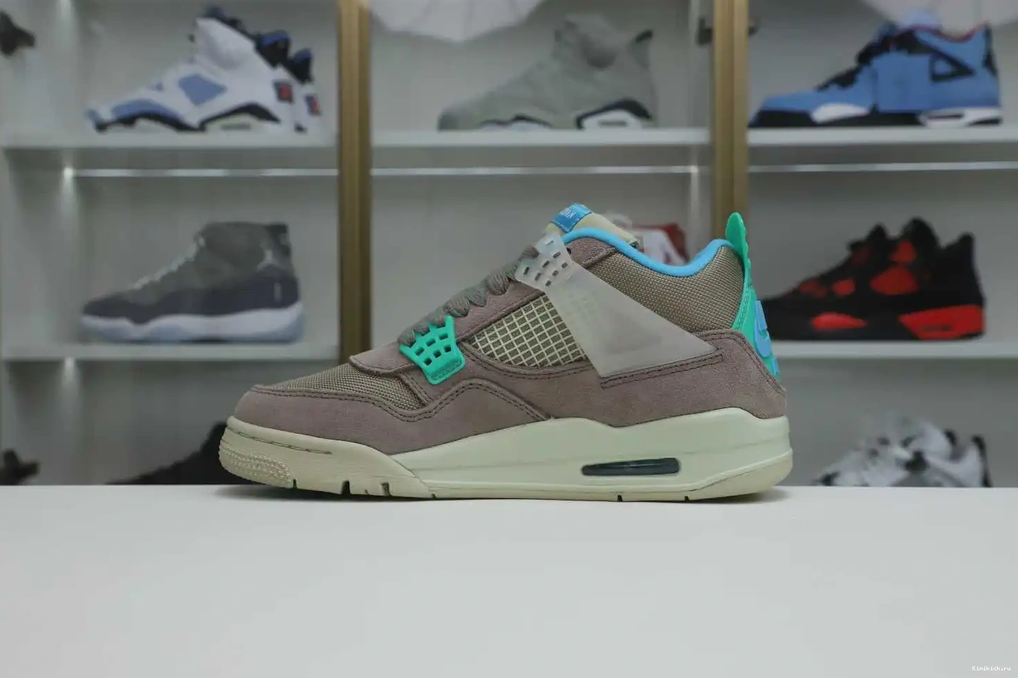 X RETRO Kimikick JORDAN LA 4 HAZE' 'TAUPE AIR UNION 0519